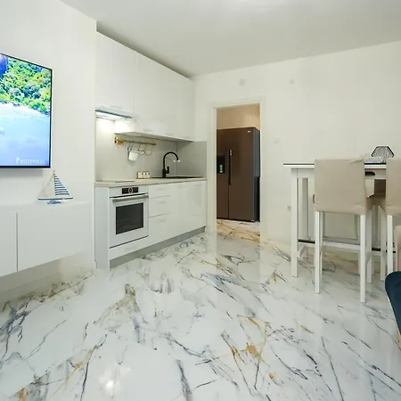 아파트 Luxury In Mare 자다르